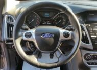 FORD FOCUS 1.6 SCTI Ecoboost Titanium 2. Tulaj. Szervizkönyv! TEMPOMAT. PARKRADAR. SZÉLVÉDŐFŰTÉS