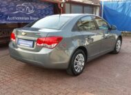 CHEVROLET CRUZE 1.6 LT 2. Tulaj. Szervizkönyv! KLÍMA. PARKRADAR. TEMPOMAT