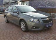 CHEVROLET CRUZE 1.6 LT 2. Tulaj. Szervizkönyv! KLÍMA. PARKRADAR. TEMPOMAT