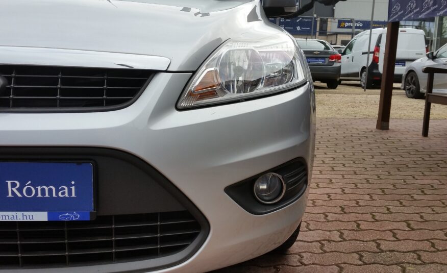 FORD FOCUS 1.6 Fresh EURO5 2. Tulaj. Szervizkönyv! KLÍMA. TEMPOMAT. KÖDLÁMPA