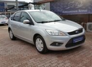 FORD FOCUS 1.6 Fresh EURO5 2. Tulaj. Szervizkönyv! KLÍMA. TEMPOMAT. KÖDLÁMPA