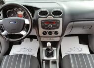 FORD FOCUS 1.6 Fresh EURO5 2. Tulaj. Szervizkönyv! KLÍMA. TEMPOMAT. KÖDLÁMPA