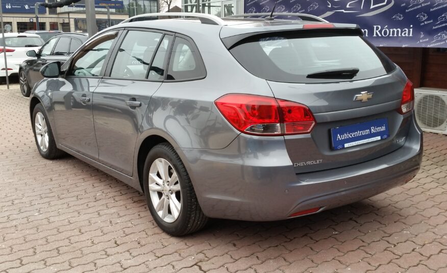 CHEVROLET CRUZE SW 1.8 LT Plus MO.-i. KLÍMA. TEMPOMAT. PARKRADAR. ALUFELNI