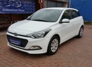 HYUNDAI I20 1.4i MPi Life AC 2. Tulaj. 100LE! KLÍMA. TEMPOMAT. PARKRADAR. ÜLÉSFŰTÉS. KORMÁNYFŰTÉS