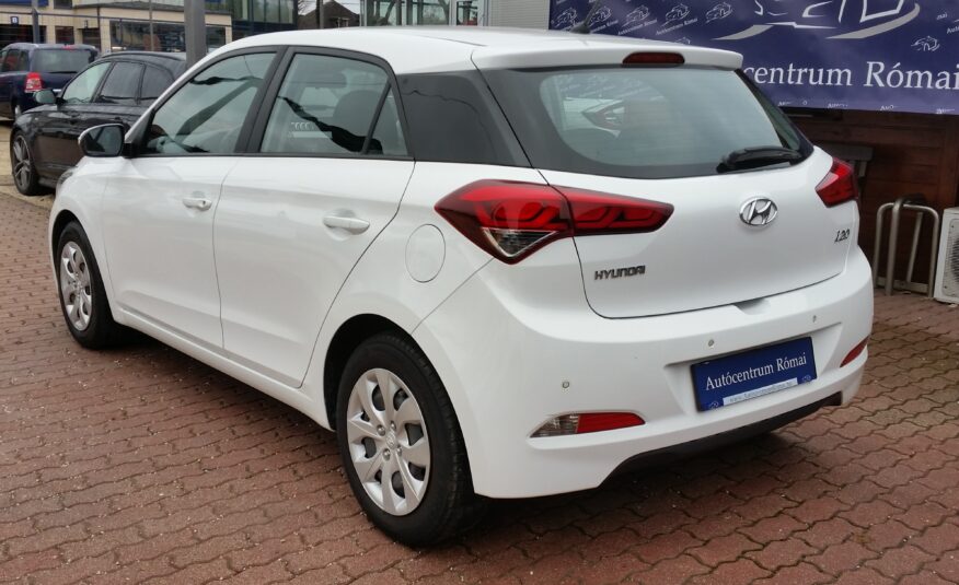 HYUNDAI I20 1.4i MPi Life AC 2. Tulaj. 100LE! KLÍMA. TEMPOMAT. PARKRADAR. ÜLÉSFŰTÉS. KORMÁNYFŰTÉS