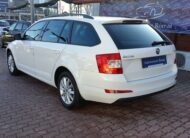 SKODA OCTAVIA Combi 1.4 TSI Style DSG MO.-i. 1. Tulaj. DIGIT KLÍMA. XENON. PARKRADAR. TEMPOMAT. ÜLÉSFŰTÉS