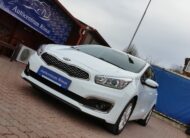 KIA CEE'D 1.4 CVVT LX Edition 7. 83.000km! 1. Tulaj. Szervizkönyv! PARKRADAR. ÜLÉSFŰTÉS