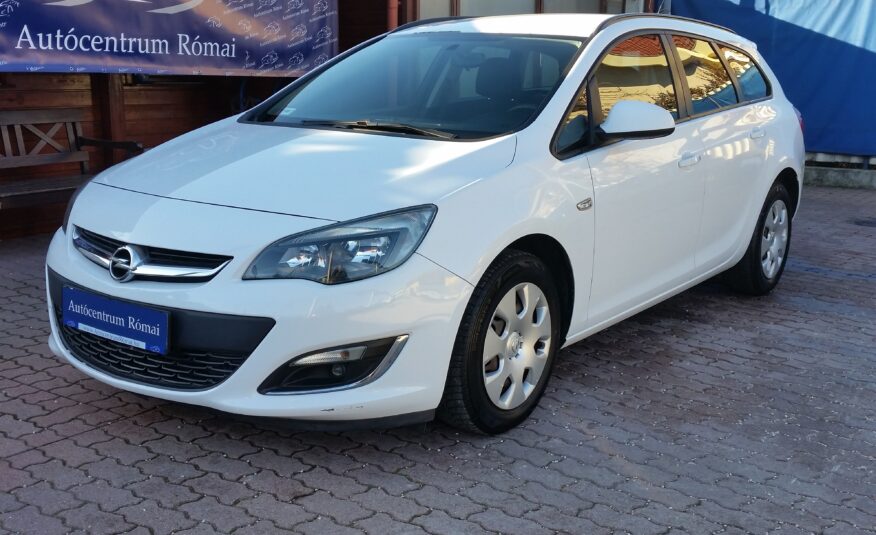 OPEL ASTRA J Sports Tourer 1.6 Enjoy MO.-i. 1. Tulaj. Szervizkönyv! KLÍMA. KÖDLÁMPA