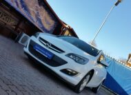 OPEL ASTRA J Sports Tourer 1.6 Enjoy MO.-i. 1. Tulaj. Szervizkönyv! KLÍMA. KÖDLÁMPA