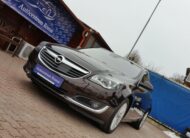 OPEL INSIGNIA Sports Tourer 1.6 CDTI EcoFlex Cosmo Start Stop MO.-i. 1. Tulaj. BŐRBELSŐ. TEMPOMAT. BOSE. XENON. NAVIGÁCIÓ