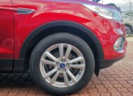 FORD KUGA 1.5 EcoBoost Titanium MO.-i. 2. Tulaj. Szervizkönyv! Áfá-s! PANORÁMA TETŐ. BŐRBELSŐ. LED