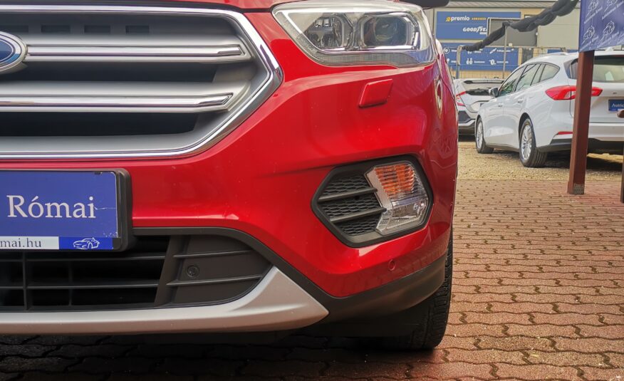 FORD KUGA 1.5 EcoBoost Titanium MO.-i. 2. Tulaj. Szervizkönyv! Áfá-s! PANORÁMA TETŐ. BŐRBELSŐ. LED