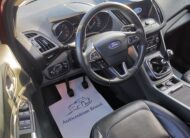 FORD KUGA 1.5 EcoBoost Titanium MO.-i. 2. Tulaj. Szervizkönyv! Áfá-s! PANORÁMA TETŐ. BŐRBELSŐ. LED