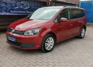 VOLKSWAGEN TOURAN 1.4 TSI Comfortline 1. Tulaj. KLÍMA. TEMPOMAT. PARKRADAR. ELEKTROMOS ABLAK