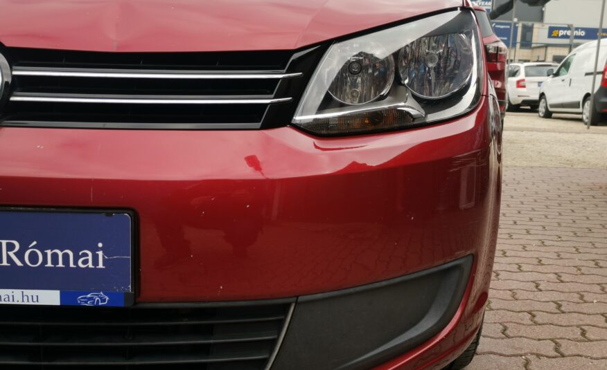 VOLKSWAGEN TOURAN 1.4 TSI Comfortline 1. Tulaj. KLÍMA. TEMPOMAT. PARKRADAR. ELEKTROMOS ABLAK