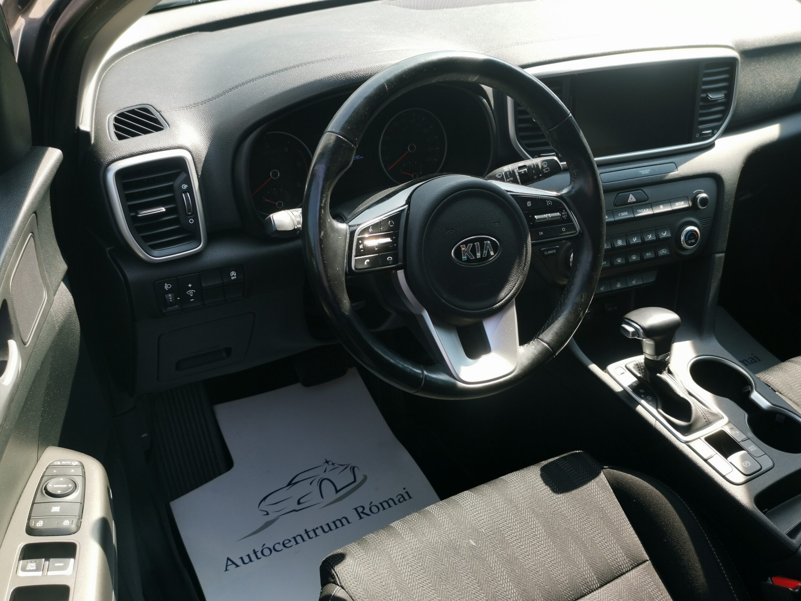 KIA SPORTAGE 1.6 CRDI HP Silver DCT MY21 MO.-i. 1. Tulaj. Autómata. ÁFÁ-s! TEMPOMAT. PARKRADAR. KAMERA