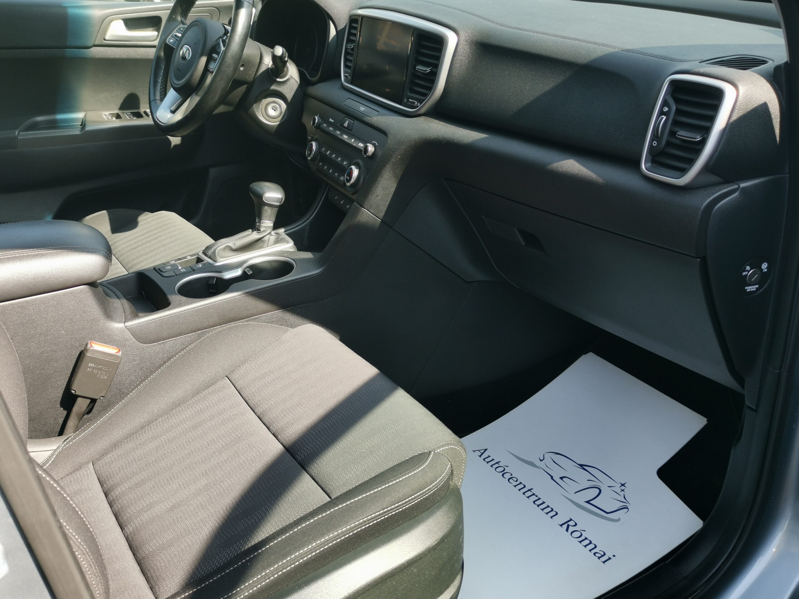 KIA SPORTAGE 1.6 CRDI HP Silver DCT MY21 MO.-i. 1. Tulaj. Autómata. ÁFÁ-s! TEMPOMAT. PARKRADAR. KAMERA