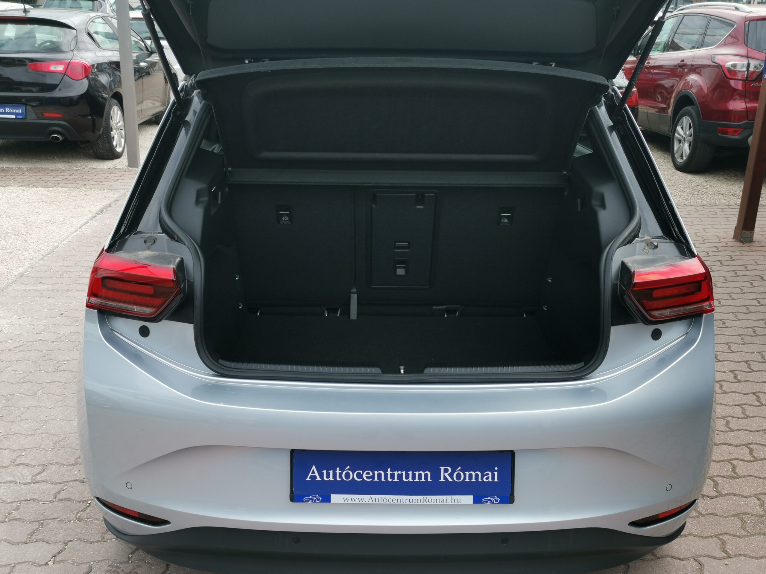 VOLKSWAGEN ID.3 58kWh Pro Performance 8.500km! MO.-i. 2. Tulaj. ÁFÁ-s! BŐRBELSŐ. LED. KAMERA