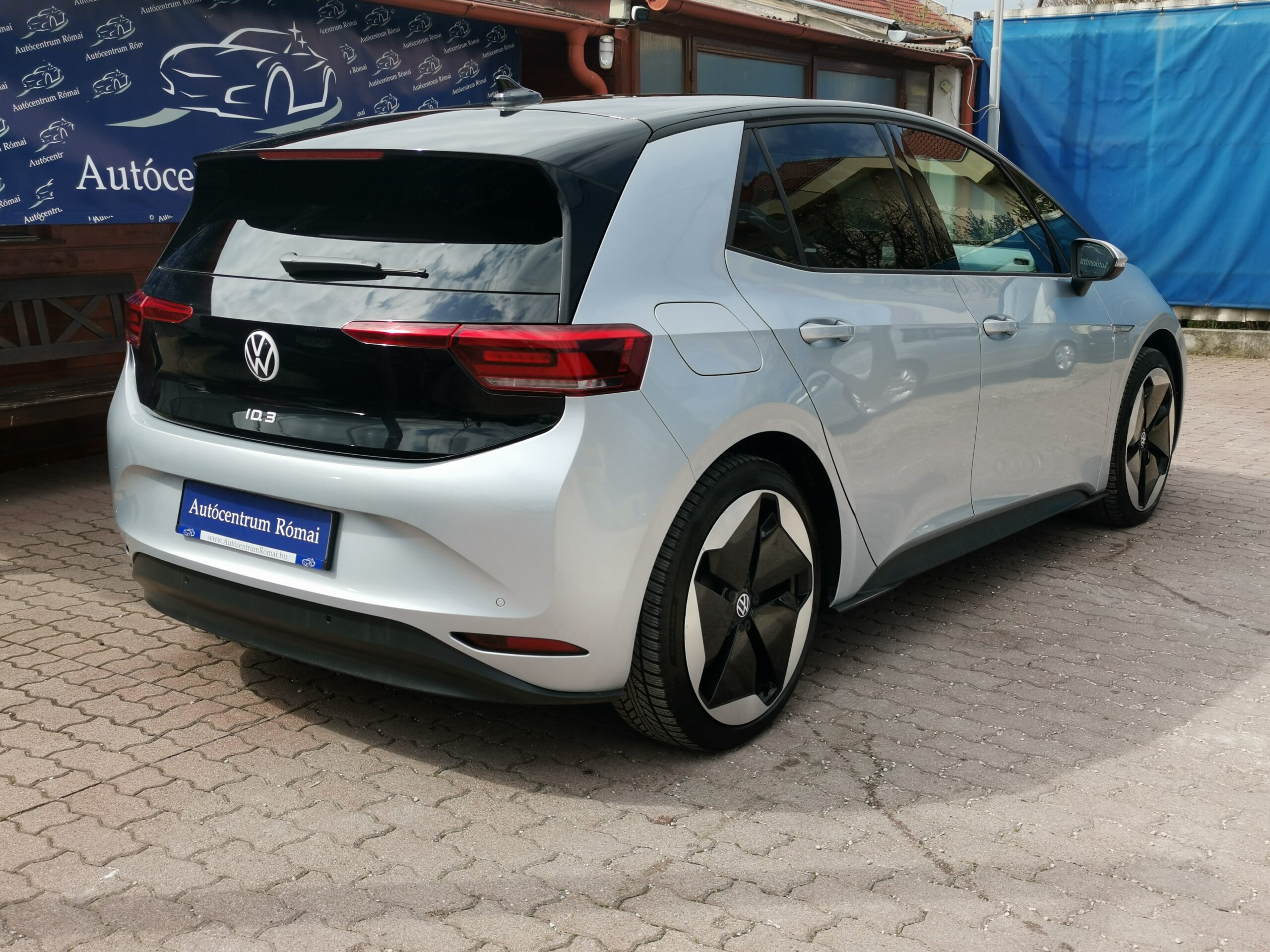 VOLKSWAGEN ID.3 58kWh Pro Performance 8.500km! MO.-i. 2. Tulaj. ÁFÁ-s! BŐRBELSŐ. LED. KAMERA