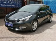 KIA CEE'D 1.6 GDI Jubileum 104.000km! 2. Tulaj. NAVIGÁCIÓ. FÉLBŐR BELSŐ. TEMPOMAT. KAMERA
