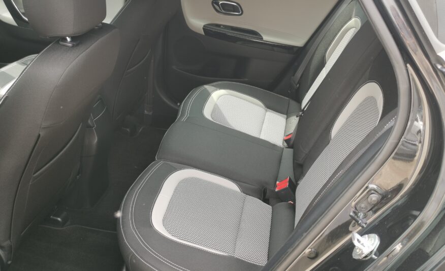 KIA CEE'D 1.6 GDI Jubileum 104.000km! 2. Tulaj. NAVIGÁCIÓ. FÉLBŐR BELSŐ. TEMPOMAT. KAMERA