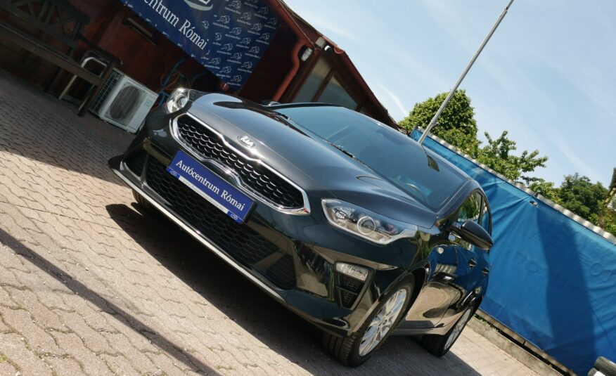 KIA CEE'D Ceed 1.4 MPI Bronze 61.000km! 1. Tulaj! Szervizkönyv! KAMERA. ÜLÉSFŰTÉS. TAMPOMAT. ALUFELNI