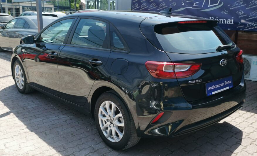 KIA CEE'D Ceed 1.4 MPI Bronze 61.000km! 1. Tulaj! Szervizkönyv! KAMERA. ÜLÉSFŰTÉS. TAMPOMAT. ALUFELNI