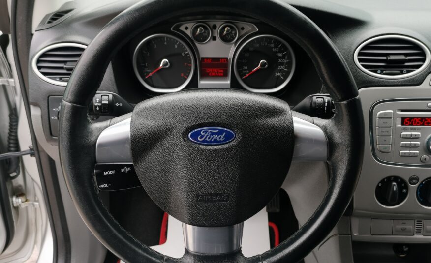 FORD FOCUS 1.6 Ambiente 129.000km! KLÍMA. KÖDLÁMPA. SZÉLVÉDŐFŰTÉS