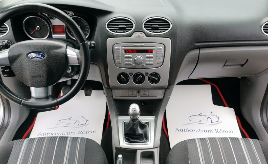 FORD FOCUS 1.6 Ambiente 129.000km! KLÍMA. KÖDLÁMPA. SZÉLVÉDŐFŰTÉS