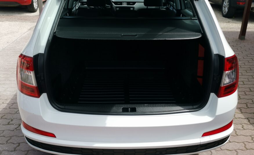 SKODA OCTAVIA Combi 1.4 TSI Style Mo.-i. 1. Tulaj. TEMPOMAT. PARKRADAR. ÜLÉSFŰTÉS. ALUFELNI