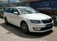 SKODA OCTAVIA Combi 1.4 TSI Style Mo.-i. 1. Tulaj. TEMPOMAT. PARKRADAR. ÜLÉSFŰTÉS. ALUFELNI