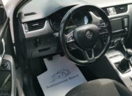 SKODA OCTAVIA Combi 1.4 TSI Style Mo.-i. 1. Tulaj. TEMPOMAT. PARKRADAR. ÜLÉSFŰTÉS. ALUFELNI