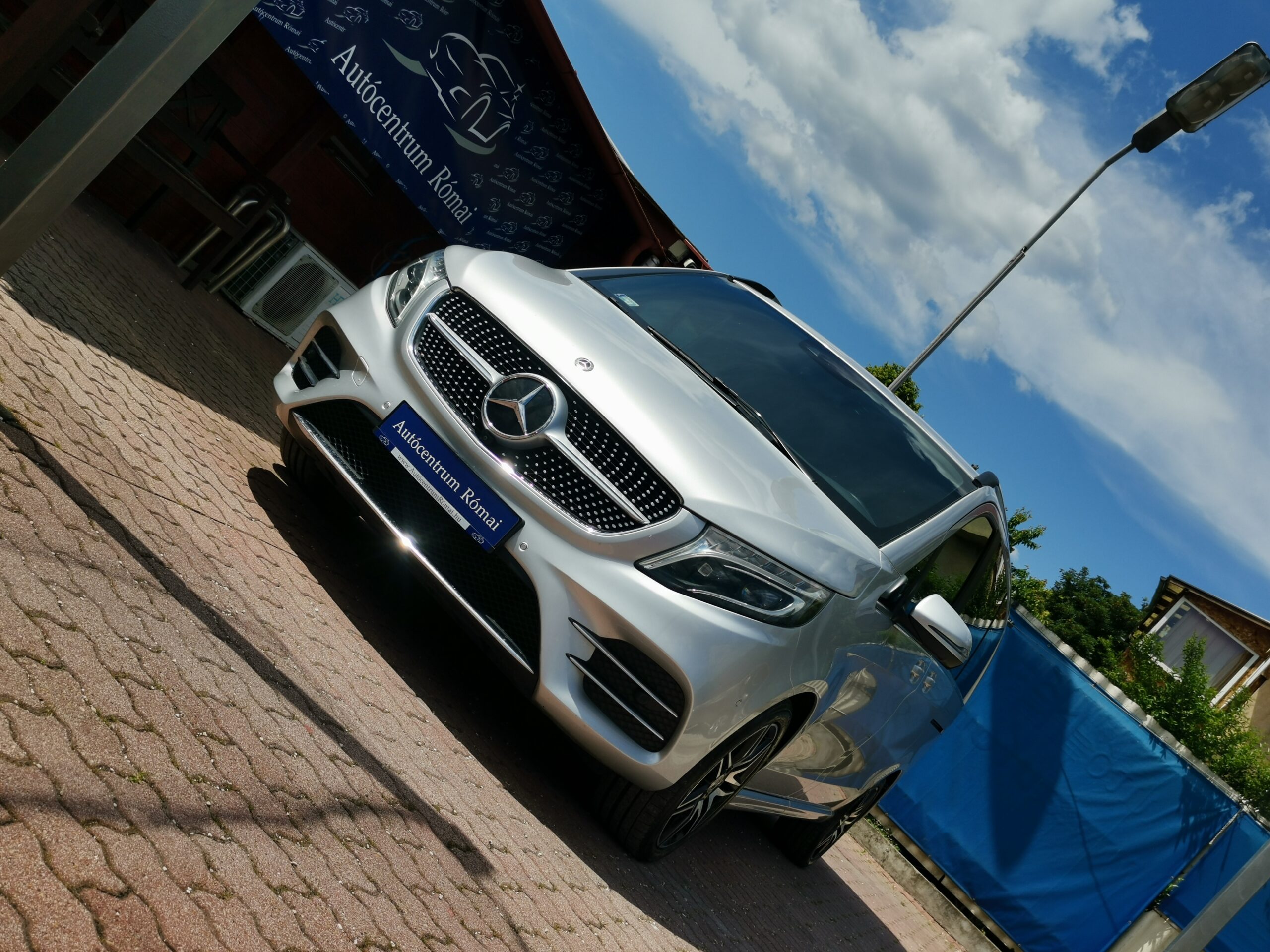 MERCEDES-BENZ V-OSZTÁLY V 300 BlueTec d Exclusive L (Automata) 4×4 (7 személyes ) 67.000km! 2. Tulaj! AMG LINE. BŐR. NAVIGÁCIÓ. PANORÁMA