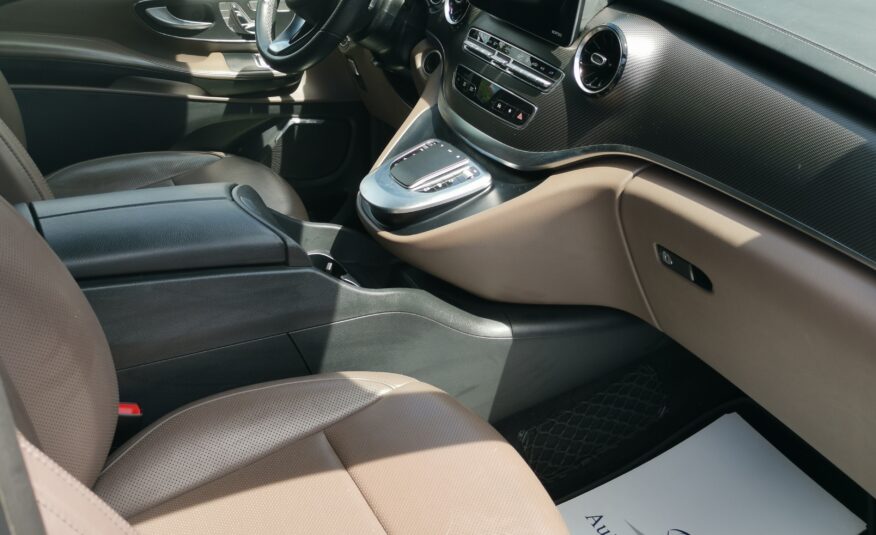 MERCEDES-BENZ V-OSZTÁLY V 300 BlueTec d Exclusive L (Automata) 4×4 (7 személyes ) 67.000km! 2. Tulaj! AMG LINE. BŐR. NAVIGÁCIÓ. PANORÁMA