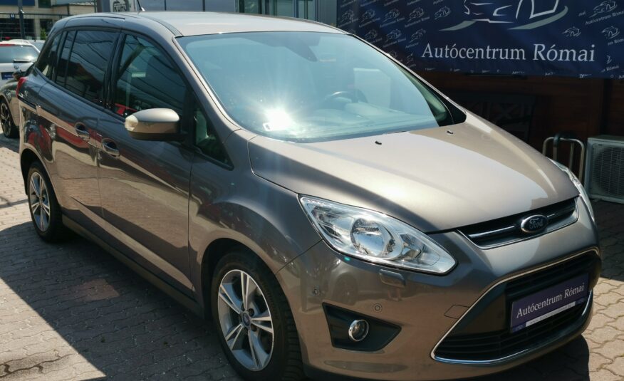 FORD C-MAX Grand1.6 SCTi EcoBoost Champions [7 személy] 103.000km! DIGIT KLÍMA. PARKRADAR. ÜLÉSFŰTÉS