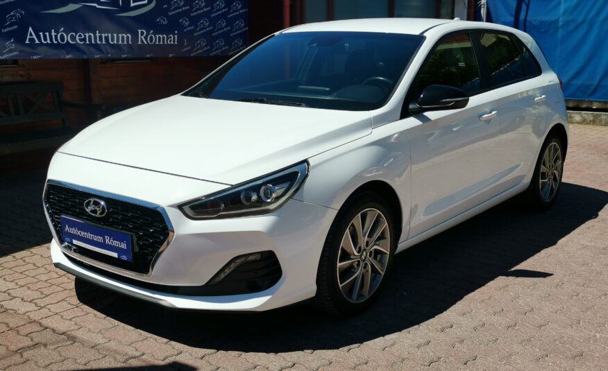 HYUNDAI I30 1.4 T-GDi GO! Plus 34.000km! 2. Tulaj. Szervizkönyv! TEMPOMAT. NAVIGÁCIÓ. KAMERA