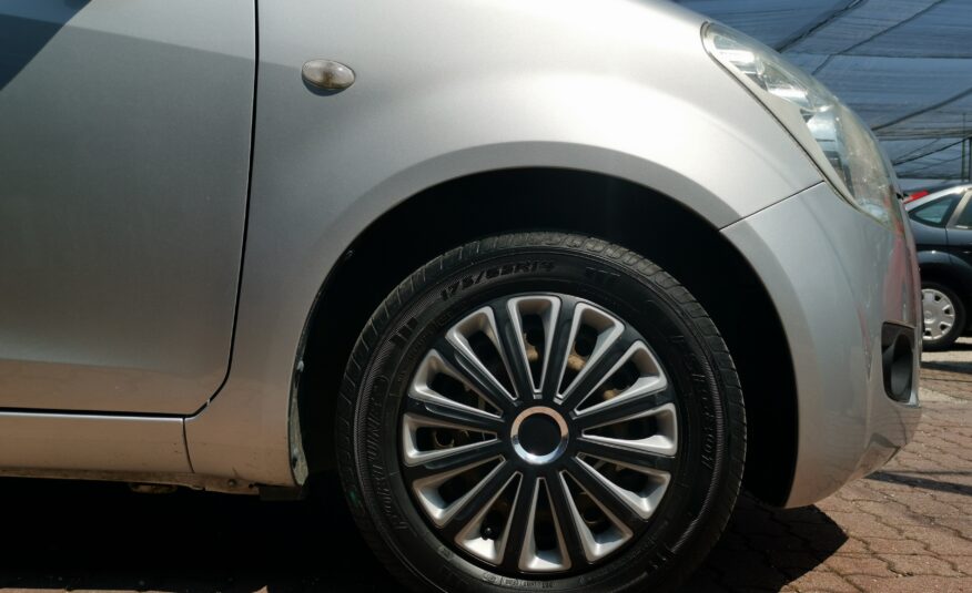 SUZUKI SPLASH 1.2 GLX CD AC MO.-i. Szervizkönyv! KLÍMA. ELEKTROMOS ABLAK. KÖDLÁMPA