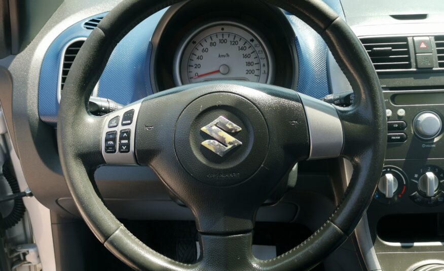 SUZUKI SPLASH 1.2 GLX CD AC MO.-i. Szervizkönyv! KLÍMA. ELEKTROMOS ABLAK. KÖDLÁMPA