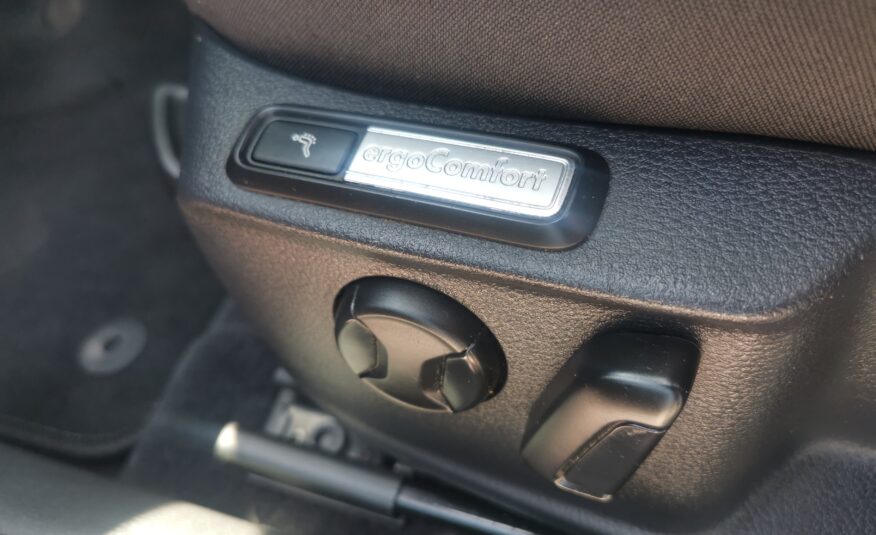 VOLKSWAGEN PASSAT VIII Variant 2.0 TDI BMT Comfortline TEMPOMAT. NAVIGÁCIÓ. ÜLÉSFŰTÉS. PARKRADAR