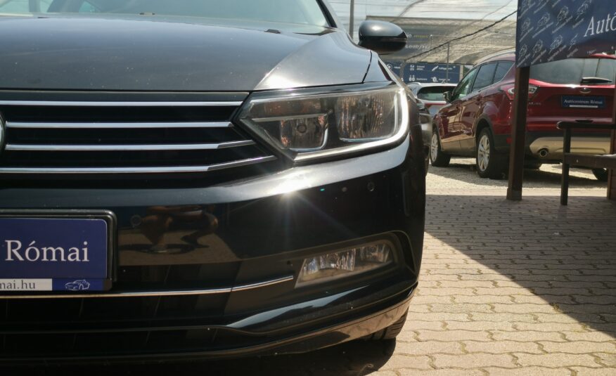 VOLKSWAGEN PASSAT VIII Variant 2.0 TDI BMT Comfortline TEMPOMAT. NAVIGÁCIÓ. ÜLÉSFŰTÉS. PARKRADAR