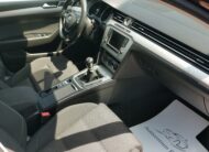 VOLKSWAGEN PASSAT VIII Variant 2.0 TDI BMT Comfortline TEMPOMAT. NAVIGÁCIÓ. ÜLÉSFŰTÉS. PARKRADAR