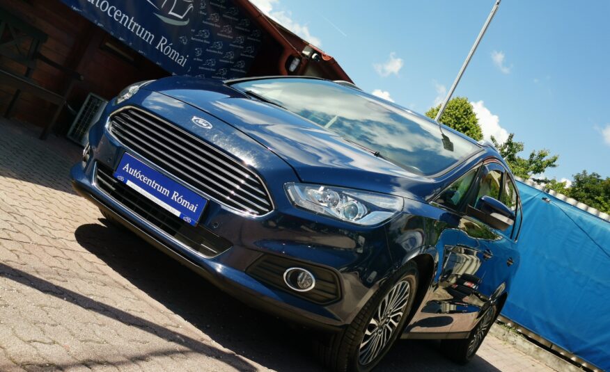 FORD S-MAX 1.5 EcoBoost Titanium MO.-i. 1. Tulaj. Szervizkönyv! FÉLBŐR BELSŐ. TEMPOMAT. NAVIGÁCIÓ
