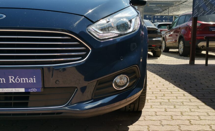 FORD S-MAX 1.5 EcoBoost Titanium MO.-i. 1. Tulaj. Szervizkönyv! FÉLBŐR BELSŐ. TEMPOMAT. NAVIGÁCIÓ