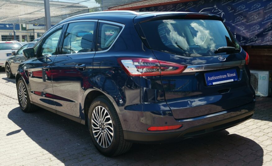 FORD S-MAX 1.5 EcoBoost Titanium MO.-i. 1. Tulaj. Szervizkönyv! FÉLBŐR BELSŐ. TEMPOMAT. NAVIGÁCIÓ