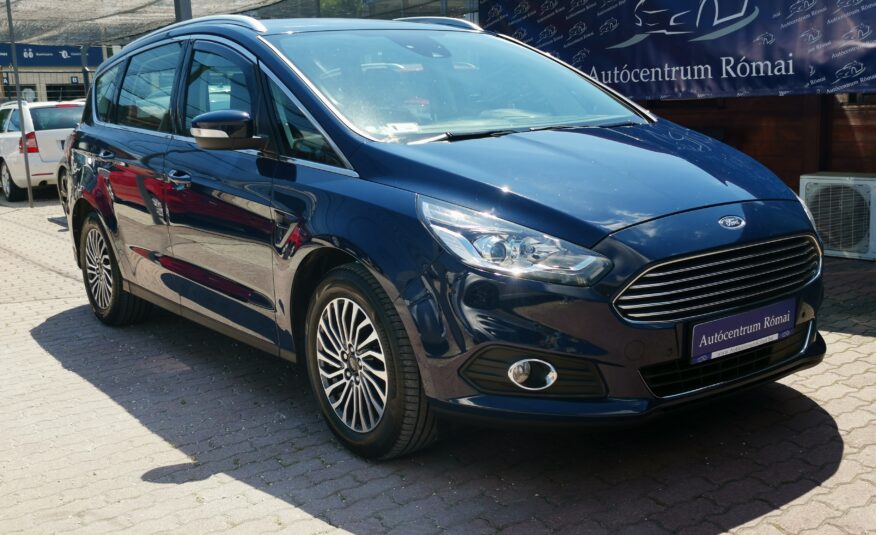 FORD S-MAX 1.5 EcoBoost Titanium MO.-i. 1. Tulaj. Szervizkönyv! FÉLBŐR BELSŐ. TEMPOMAT. NAVIGÁCIÓ