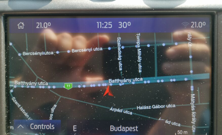 FORD MONDEO 1.5 EcoBoost Business MO.-i. 2. Tulaj. Szervizkönyv! ÁFÁ-s! TEMPOMAT. NAVIGÁCIÓ. ÜLÉSFŰTÉS