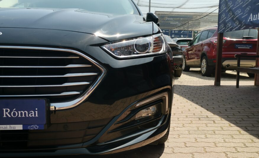 FORD MONDEO 1.5 EcoBoost Business MO.-i. 2. Tulaj. Szervizkönyv! ÁFÁ-s! TEMPOMAT. NAVIGÁCIÓ. ÜLÉSFŰTÉS