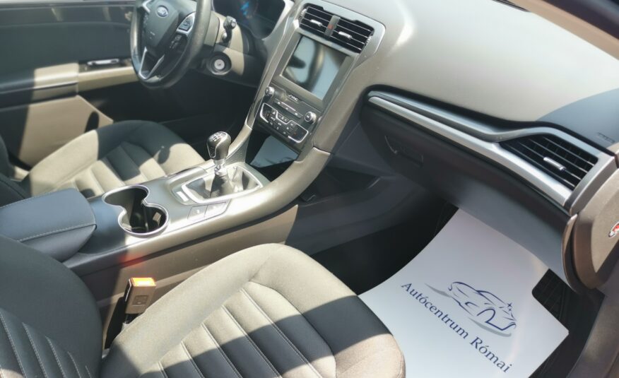 FORD MONDEO 1.5 EcoBoost Business MO.-i. 2. Tulaj. Szervizkönyv! ÁFÁ-s! TEMPOMAT. NAVIGÁCIÓ. ÜLÉSFŰTÉS