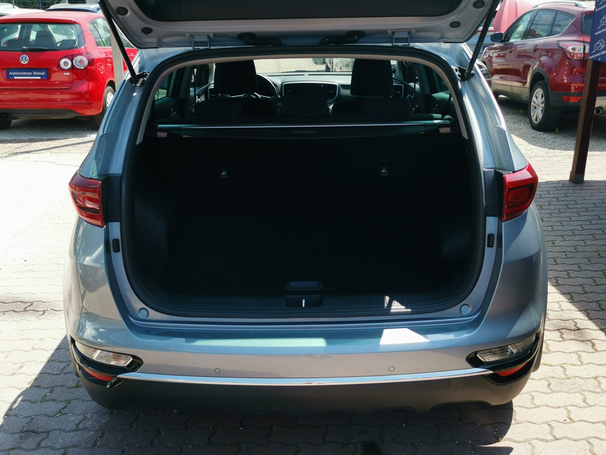 KIA SPORTAGE 1.6 CRDI HP Silver DCT MY21 MO.-i. 1. Tulaj. Autómata. ÁFÁ-s! TEMPOMAT. PARKRADAR. KAMERA