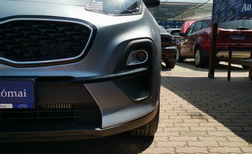 KIA SPORTAGE 1.6 CRDI HP Silver DCT MY21 MO.-i. 1. Tulaj. Autómata. ÁFÁ-s! TEMPOMAT. PARKRADAR. KAMERA